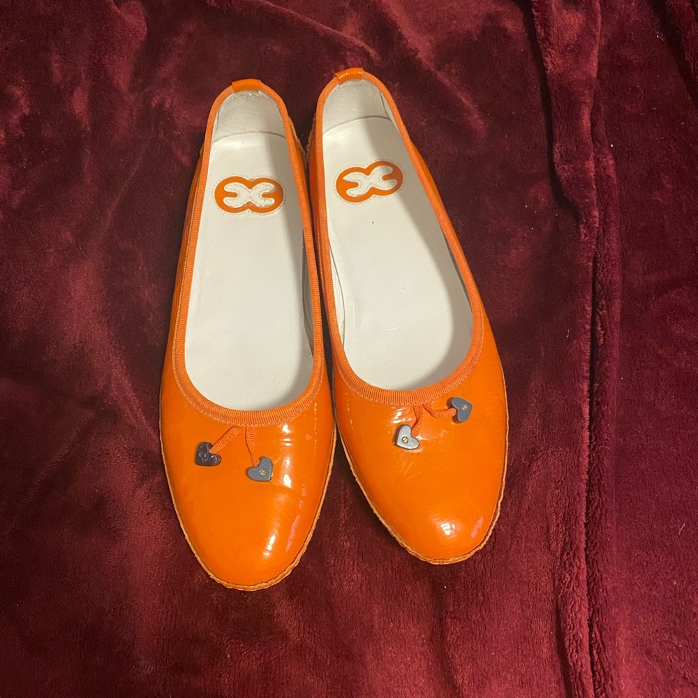 Shoes - Picture 2 of 3
